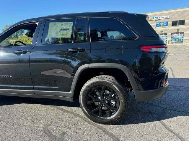 new 2025 Jeep Grand Cherokee car, priced at $41,289