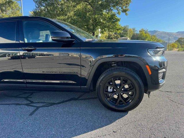 new 2025 Jeep Grand Cherokee car, priced at $41,289