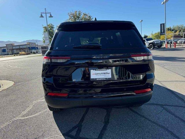 new 2025 Jeep Grand Cherokee car, priced at $41,289