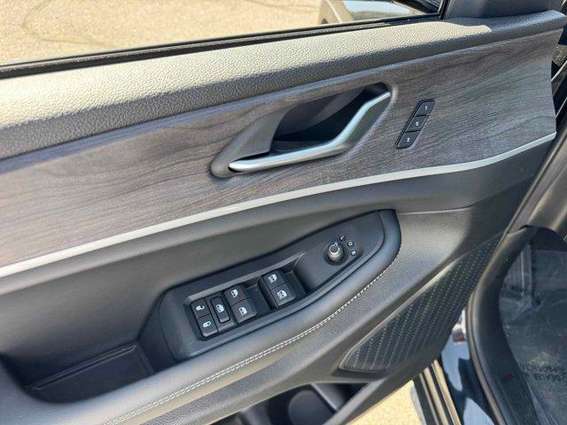 new 2025 Jeep Grand Cherokee L car, priced at $46,960