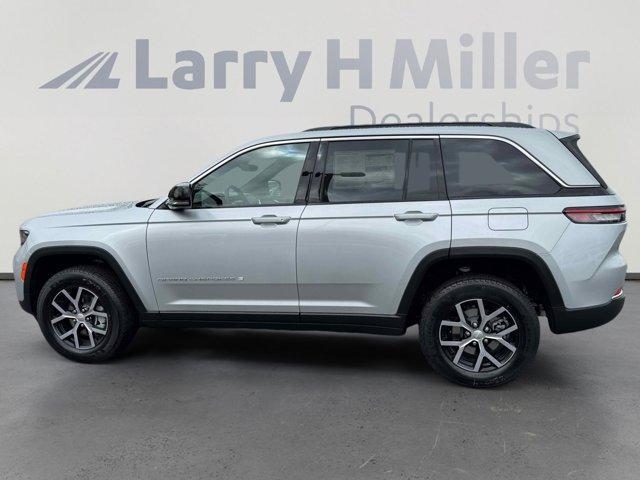new 2025 Jeep Grand Cherokee car, priced at $45,876