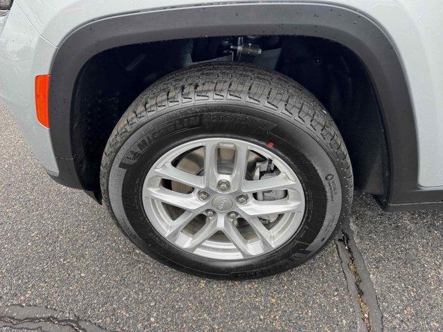 new 2025 Jeep Grand Cherokee L car, priced at $39,313