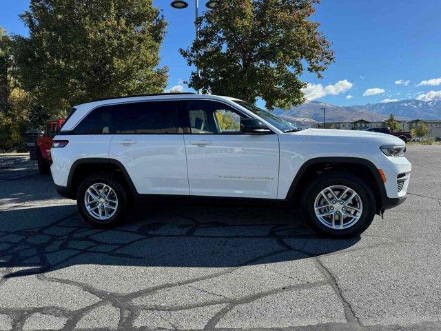 new 2025 Jeep Grand Cherokee car, priced at $37,555