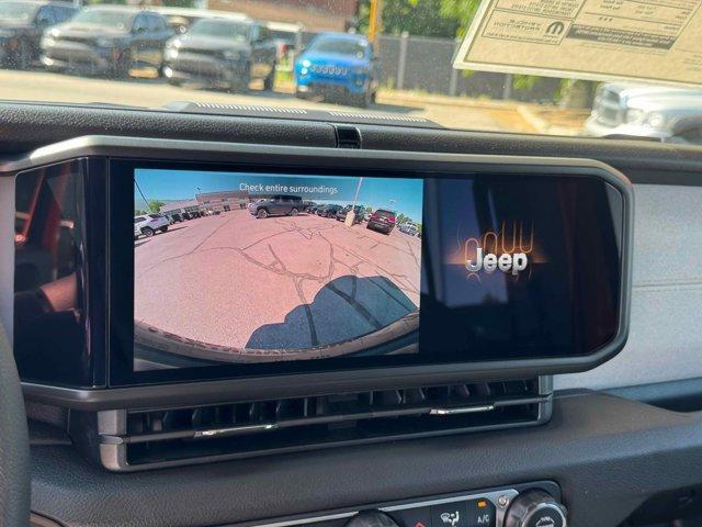 new 2025 Jeep Wrangler car, priced at $43,064
