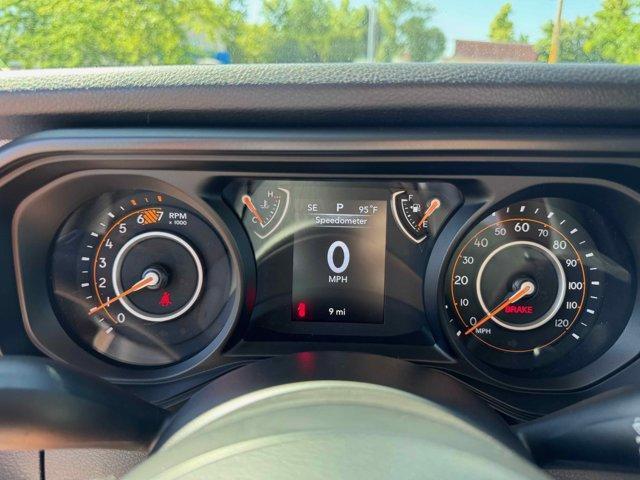 new 2025 Jeep Wrangler car, priced at $43,064