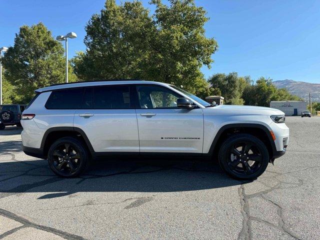 new 2025 Jeep Grand Cherokee L car, priced at $46,861