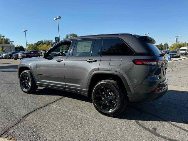 new 2025 Jeep Grand Cherokee car, priced at $41,289