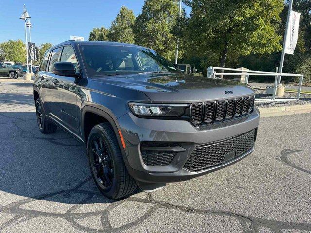 new 2025 Jeep Grand Cherokee car, priced at $41,289