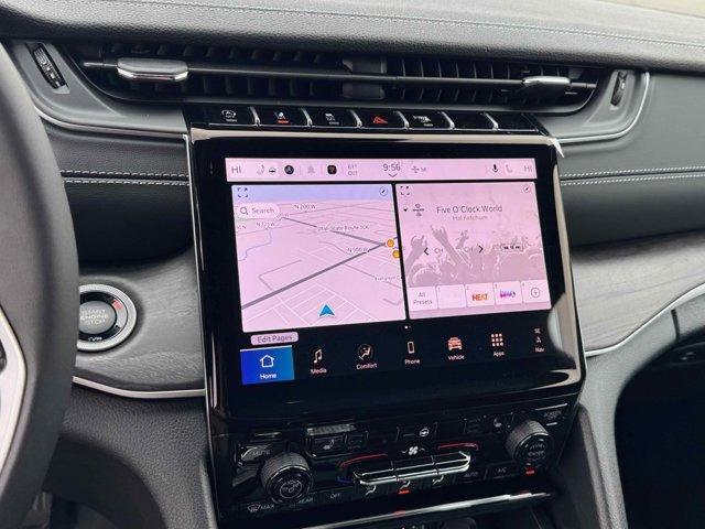 new 2025 Jeep Grand Cherokee car, priced at $45,876