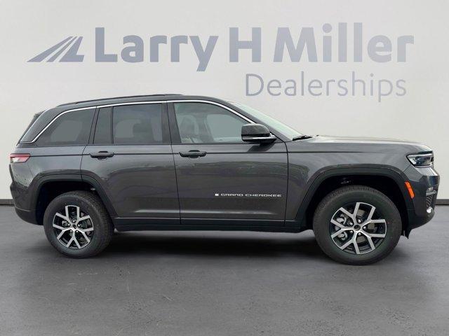 new 2025 Jeep Grand Cherokee car, priced at $45,876