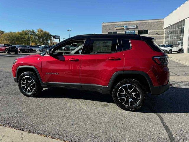 new 2025 Jeep Compass car, priced at $30,085