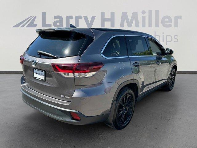 used 2019 Toyota Highlander car, priced at $26,419