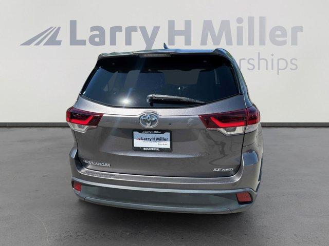 used 2019 Toyota Highlander car, priced at $26,419