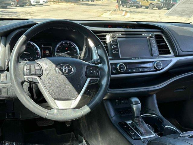 used 2019 Toyota Highlander car, priced at $26,419