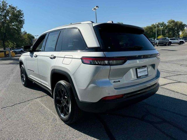 new 2025 Jeep Grand Cherokee car, priced at $41,289