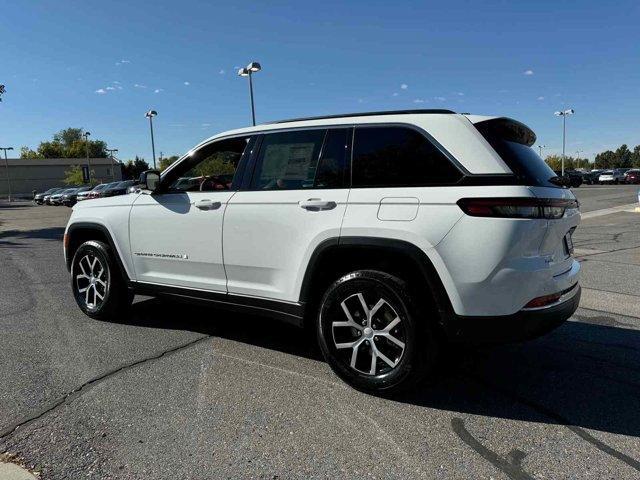 new 2025 Jeep Grand Cherokee car, priced at $41,912