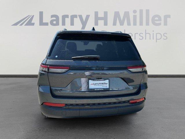 used 2025 Jeep Grand Cherokee car, priced at $39,917