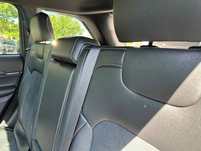 used 2025 Jeep Grand Cherokee car, priced at $39,917
