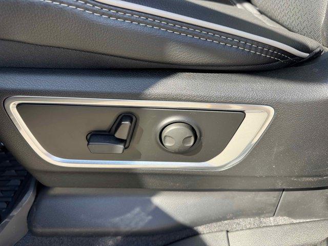new 2025 Ram 1500 car, priced at $62,921