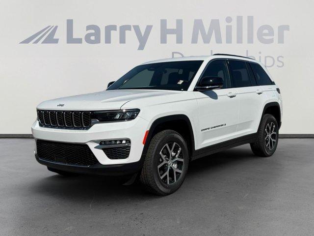 new 2025 Jeep Grand Cherokee car, priced at $43,997
