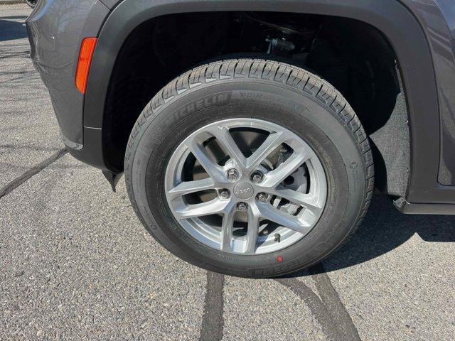 new 2025 Jeep Grand Cherokee L car, priced at $41,605