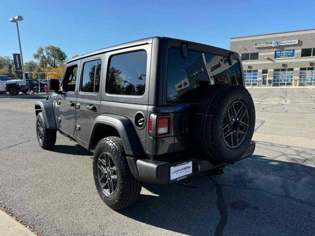 new 2025 Jeep Wrangler car, priced at $42,924