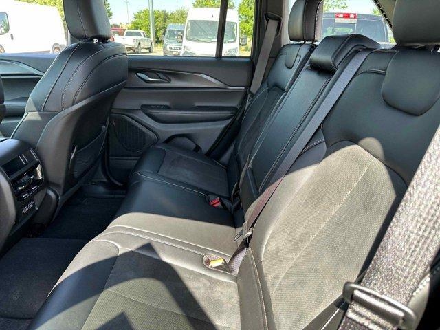 used 2025 Jeep Grand Cherokee car, priced at $39,908