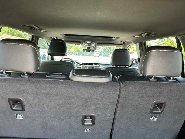 used 2025 Jeep Grand Cherokee car, priced at $39,908