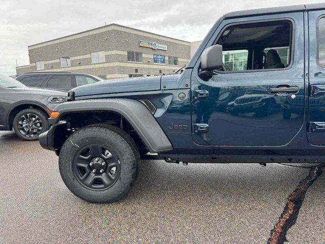 new 2025 Jeep Wrangler car, priced at $43,365