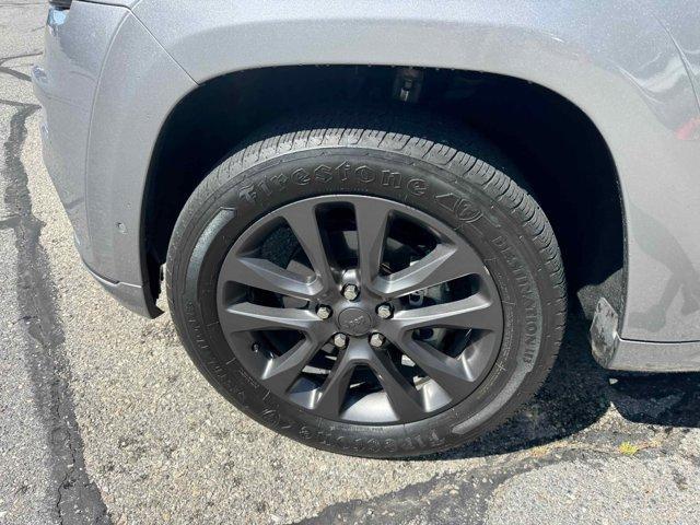 used 2019 Jeep Grand Cherokee car, priced at $27,293