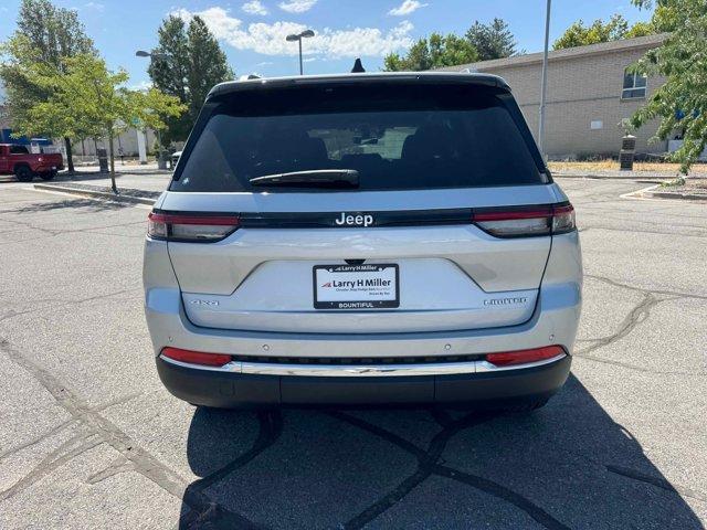 new 2025 Jeep Grand Cherokee car, priced at $44,533