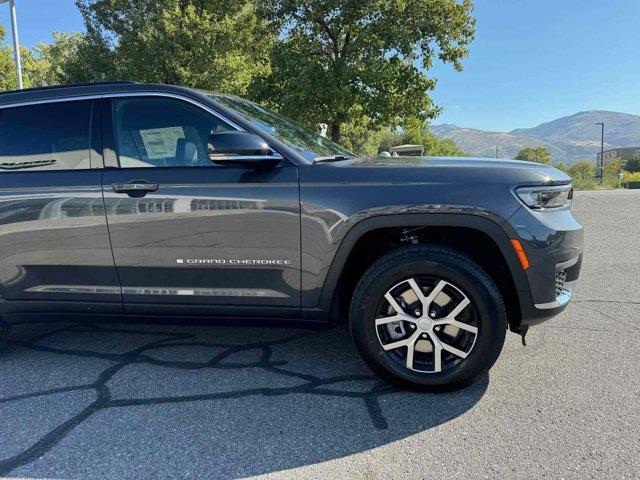 new 2025 Jeep Grand Cherokee L car, priced at $44,408