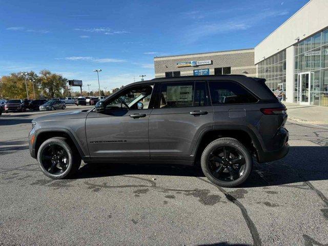 new 2025 Jeep Grand Cherokee car, priced at $51,385