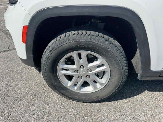 used 2023 Jeep Grand Cherokee car, priced at $25,882
