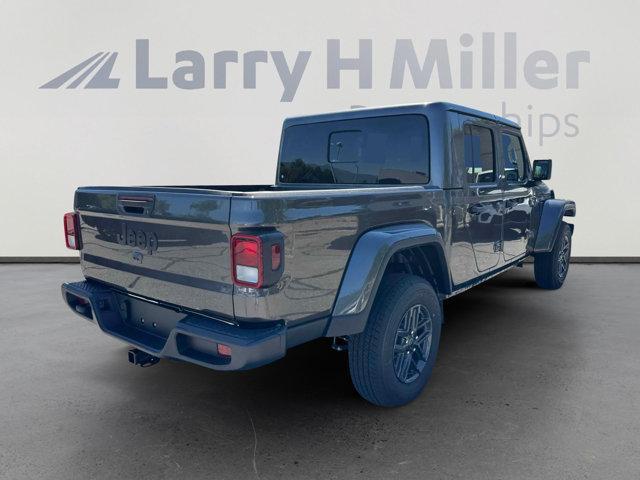 new 2025 Jeep Gladiator car, priced at $46,841