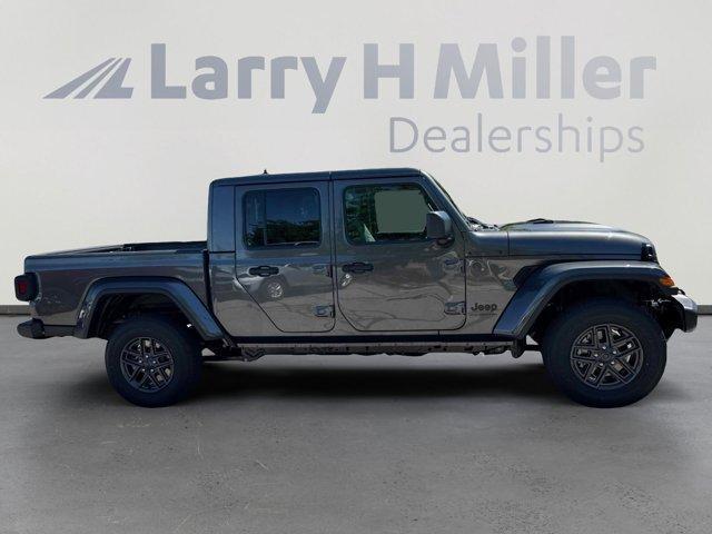 new 2025 Jeep Gladiator car, priced at $46,841