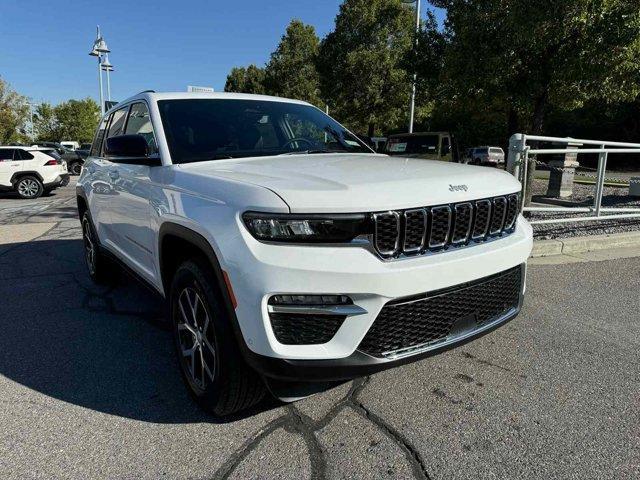 new 2025 Jeep Grand Cherokee car, priced at $46,808