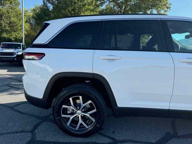 new 2025 Jeep Grand Cherokee car, priced at $46,808