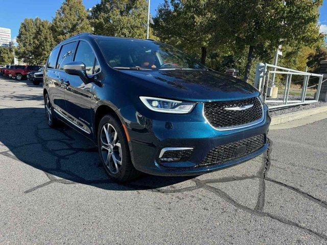 new 2024 Chrysler Pacifica car, priced at $55,272