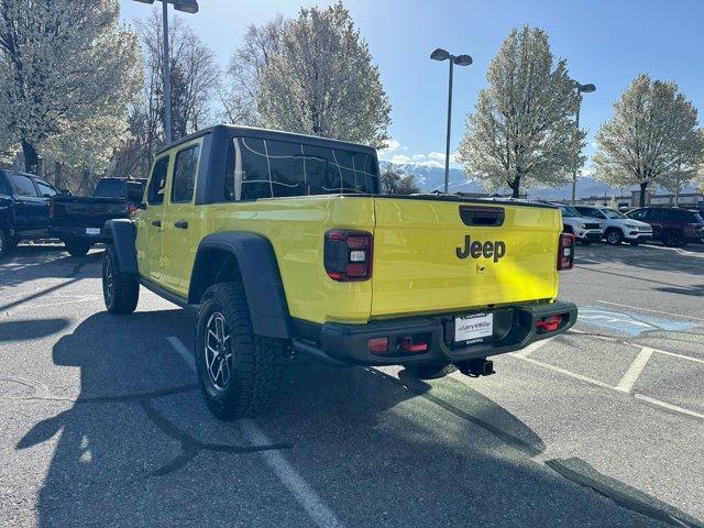 new 2024 Jeep Gladiator car, priced at $51,997