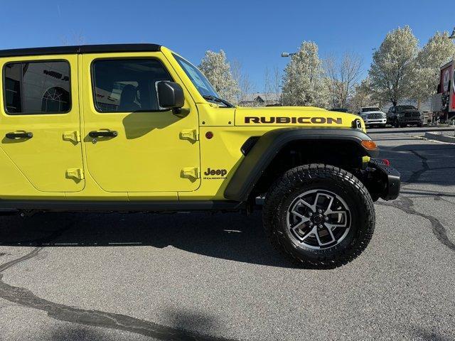 new 2024 Jeep Gladiator car, priced at $51,997