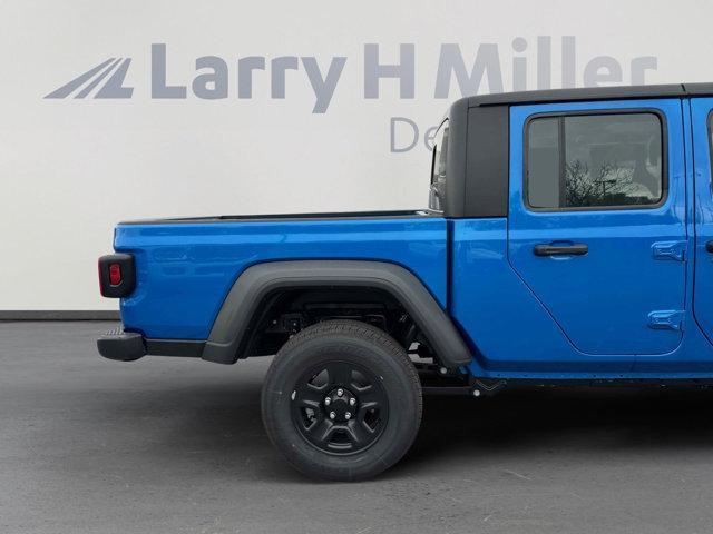 new 2025 Jeep Gladiator car, priced at $41,587