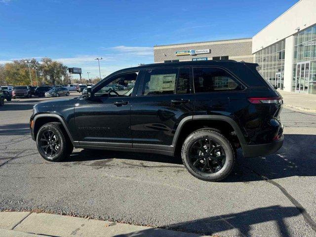 new 2025 Jeep Grand Cherokee car, priced at $41,289