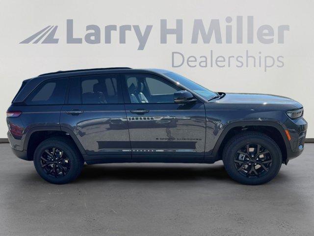 new 2025 Jeep Grand Cherokee car, priced at $43,705