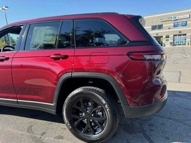 new 2025 Jeep Grand Cherokee car, priced at $41,289