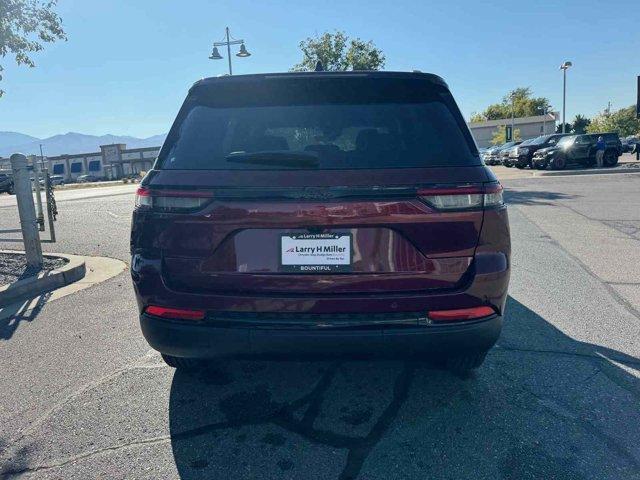 new 2025 Jeep Grand Cherokee car, priced at $41,289