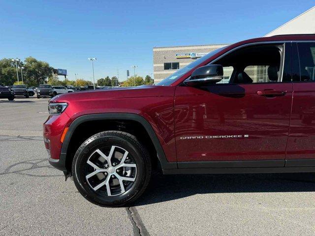 new 2025 Jeep Grand Cherokee L car, priced at $44,408