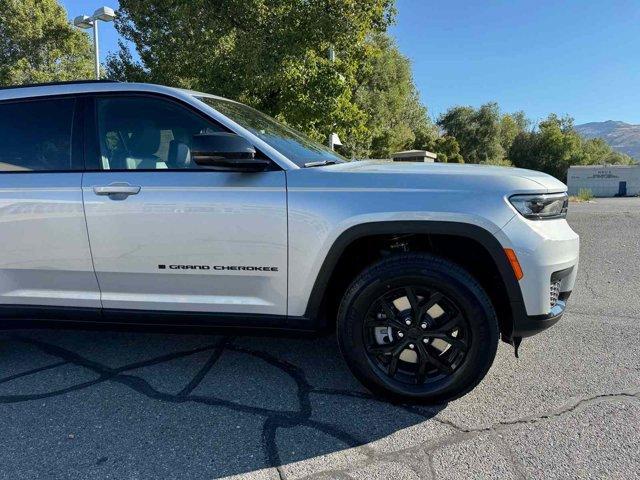 new 2025 Jeep Grand Cherokee L car, priced at $43,249