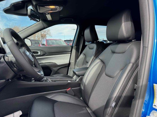 new 2025 Jeep Compass car, priced at $27,155