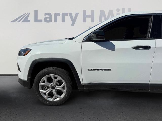 new 2025 Jeep Compass car, priced at $28,725